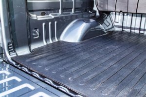 Chevrolet C/K Pickup Bed Mat - Dee Zee - Heavyweight, Custom Fit 8Ft Bed (Lined Pattern) - `88-`00